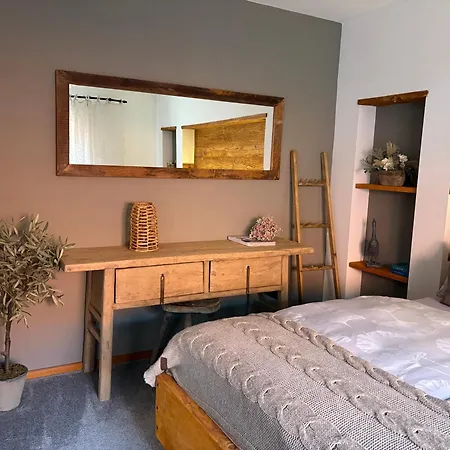 Neles Nest Bed & Breakfast Orlamunde
