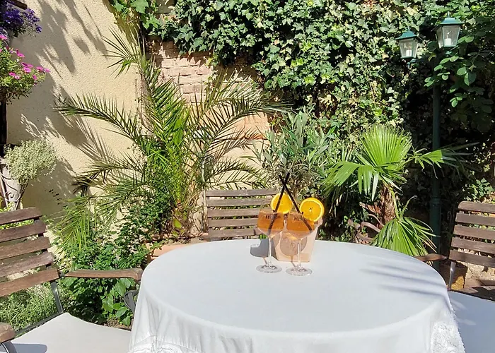 Neles Nest Oda ve Kahvaltı Orlamunde