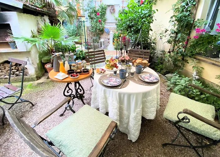 Oda ve Kahvaltı Neles Nest 3*